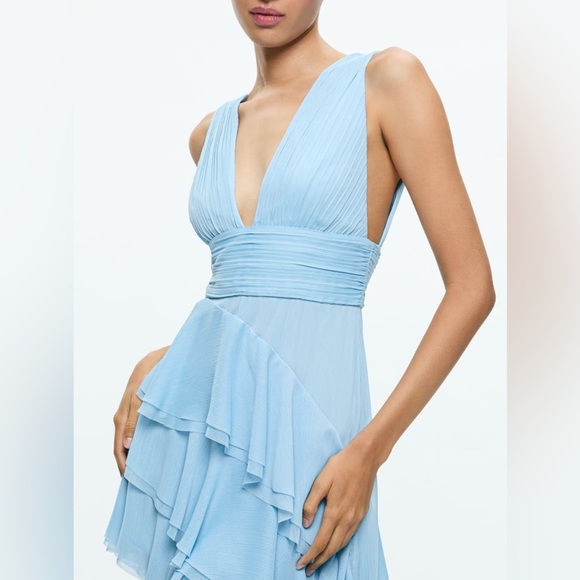 ALICE + OLIVIA Holly Low Neck Asym Ruffled Maxi Dress Mineral Blue Size 4 NWT - Picture 3 of 16